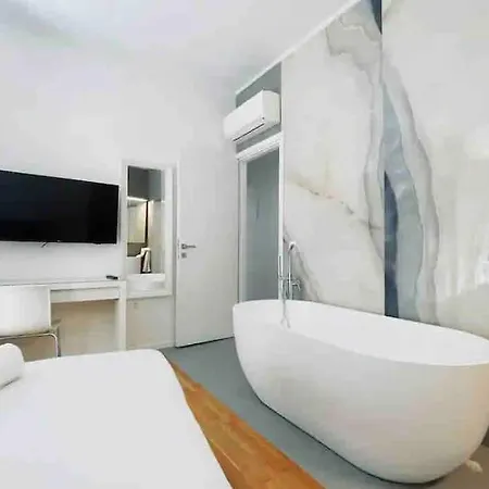 130m Luxury In The Heart Of Appartamento Atene
