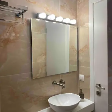 130m Luxury In The Heart Of Appartamento *