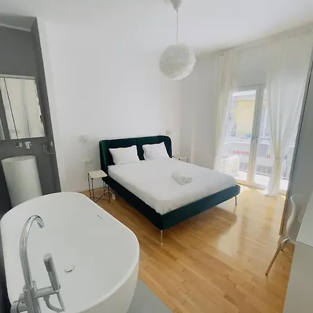 130m Luxury In The Heart Of Appartamento