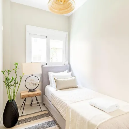 Discover From Urban Hideaway, Acropolis View * Ateny