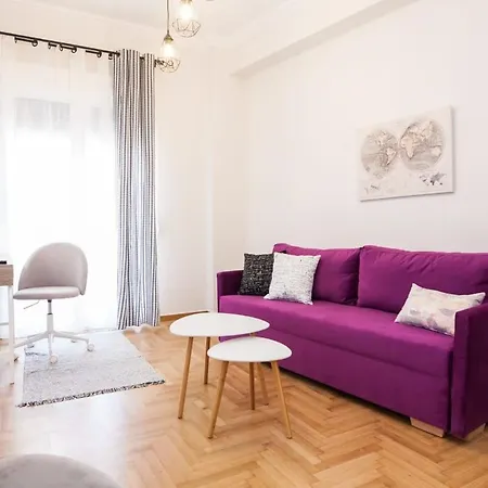 Contemporary Stylish Located Near Metaxourgeio Area Apartment