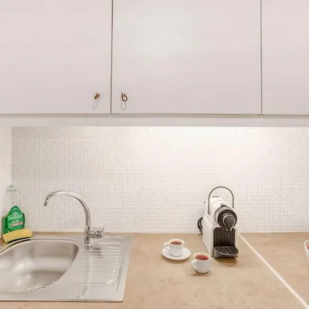 Apartment Spacious 4bed 4bath Flat Near Archaelogical Museum Athens