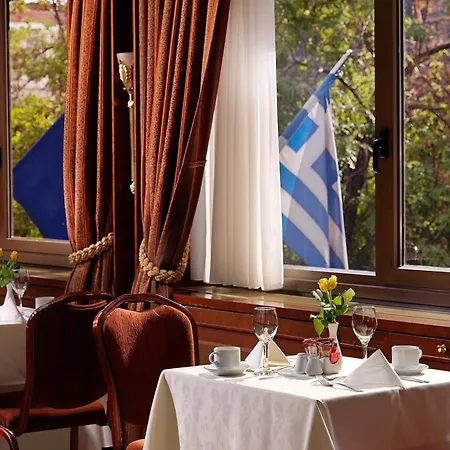 Hotel Titania 4*