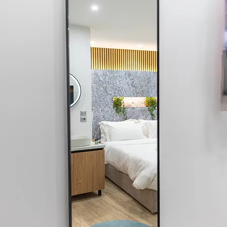 Apartment Stylish Living-avra