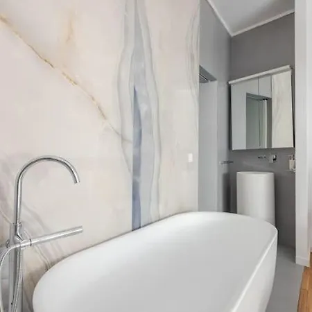 Appartamento 130m Luxury In The Heart Of Atene