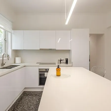 130m Luxury In The Heart Of Atene