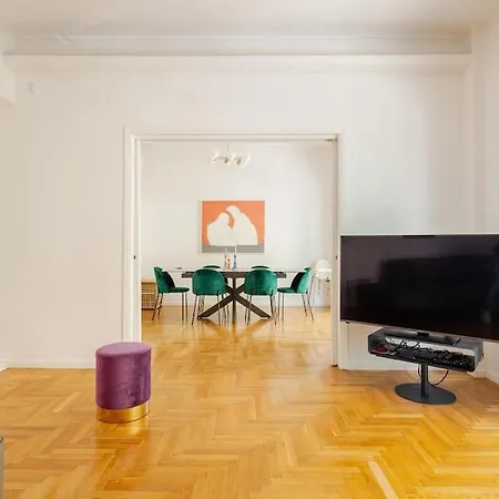 Appartamento 130m Luxury In The Heart Of Atene