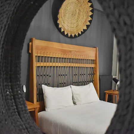 Tic By Be My Guest Apartment Athens