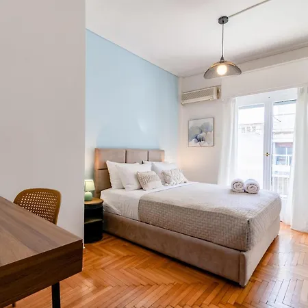 Exarchia Artistic Getaway For Groups Appartement *