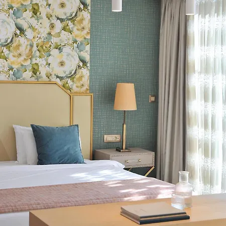 Otel Airotel Stratos Vassilikos 4*