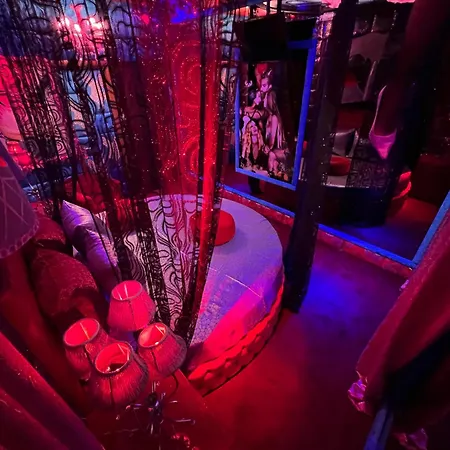 Motel para Casais Priamos Erato