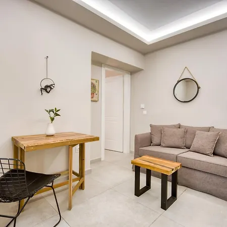 Pagrati/hilton Area, Bentzi Apartamento