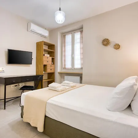 Pagrati/hilton Area, Bentzi *