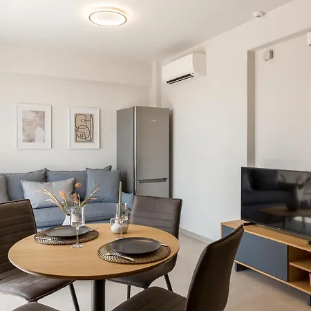 Cubes Living Goudi Apartmán *