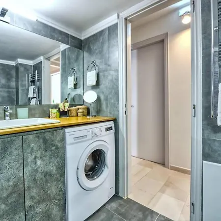 Apartment Muse A Dreamy And Fresh New Athens