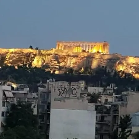 A Comfortable Small Nearby Acropolis 4 Apartment Athens