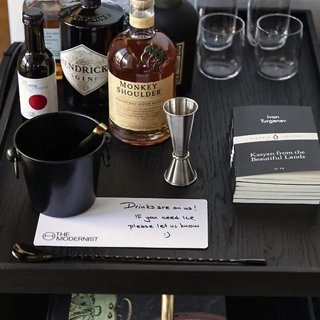 Hotel The Modernist 4*