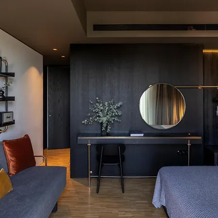 The Modernist Hotel Atenas