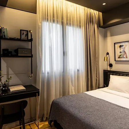 Hotel The Modernist 4*