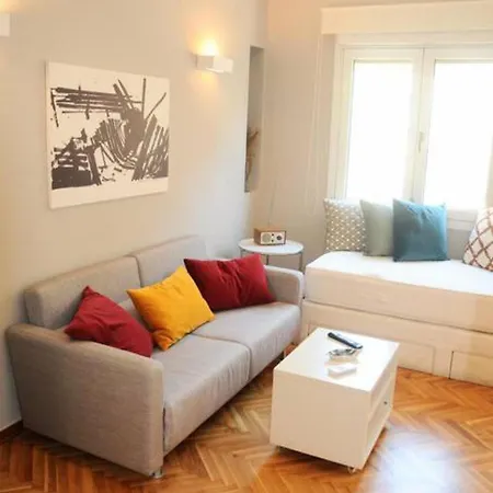 Appartamento Lovely In Plaka *