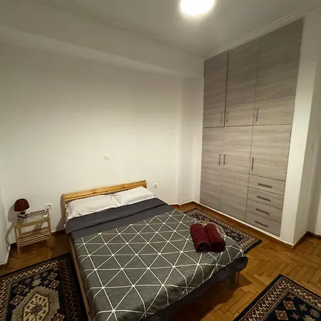 Апартаменты Plaka Quiet