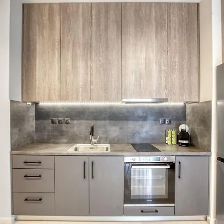 Sweet And Modern Flat At Palaio Faliro