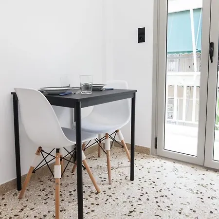 Modern New Comfort 2 Bd Apt In Centre *