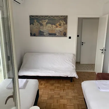 Apartment Modern New Comfort 2 Bd Apt In Centre Athens