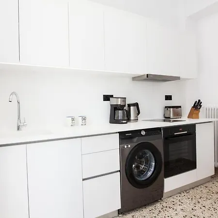 Apartment Modern New Comfort 2 Bd Apt In Centre *