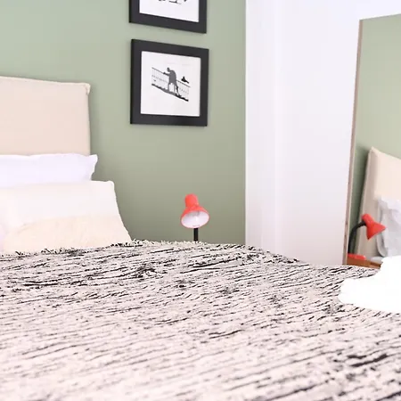 Apartment Stylish And Spacious In Cool Area Athen
