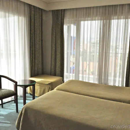 Hotel Oscar 3*