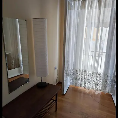 Relax 5 * Athens