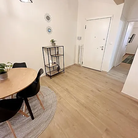 Apartment Check Point - Heart *