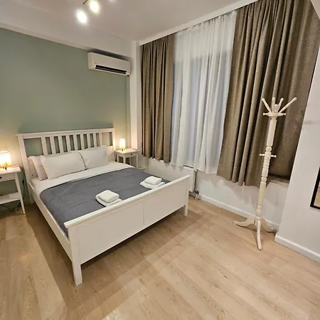 Athenian Spirit By Acropolis Apartment *