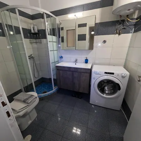 Comfortable Apt, Next To Archeological Museum! Athens