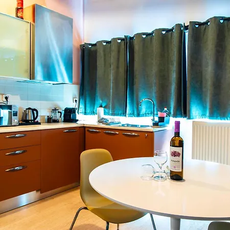 Lis153 By Smart Cozy - Floors With Amazing View - Available 24hr