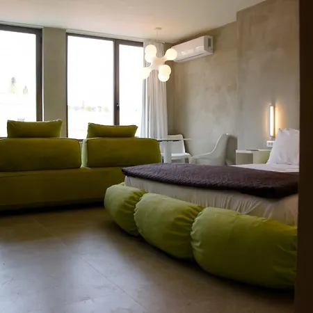 Aparthotel 99 Adrianou *