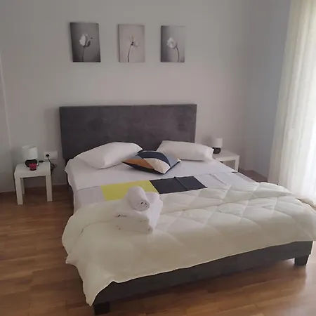 Olibia -9 Apartment Athens