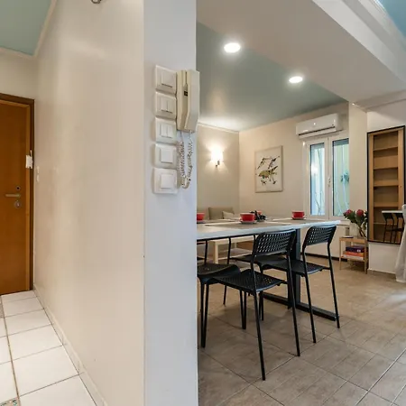 Apartment The 'it' Pagrati Hideout Athens