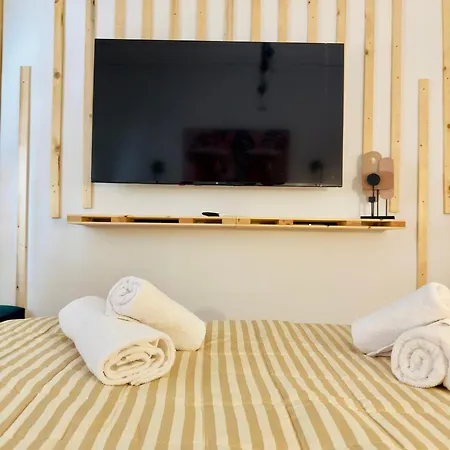 Apartment Pangrati Eco-chic Oasis 1br For 4 Persons *