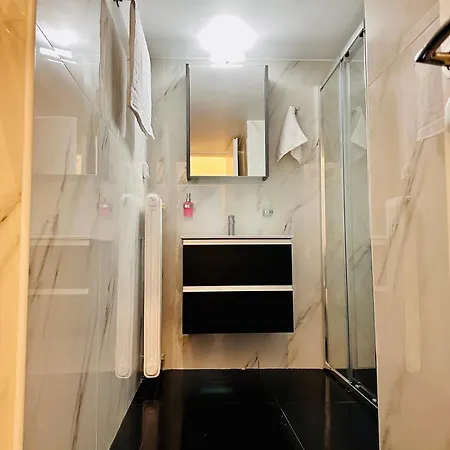 Pangrati Eco-chic Oasis 1br For 4 Persons