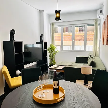 Pangrati Eco-chic Oasis 1br For 4 Persons Apartment
