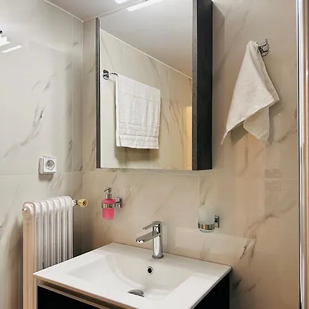 Pangrati Eco-chic Oasis 1br For 4 Persons Apartment *
