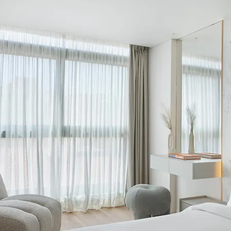 Aparthotel Nur *