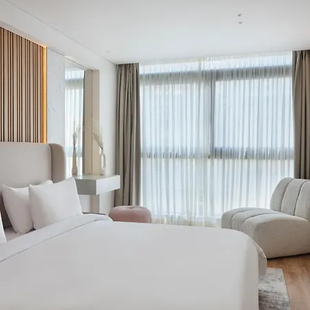 Nur Aparthotel *
