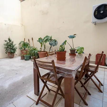 Cozy Ilisia 1 Bedroom By Mps