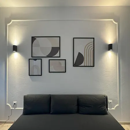 Ntinos Center Exarcheia Αθήνα