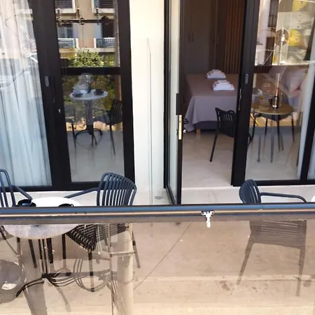 Glyfada Relax 8 * Athens
