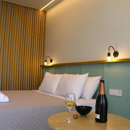 Glyfada Relax 8 Apartment *