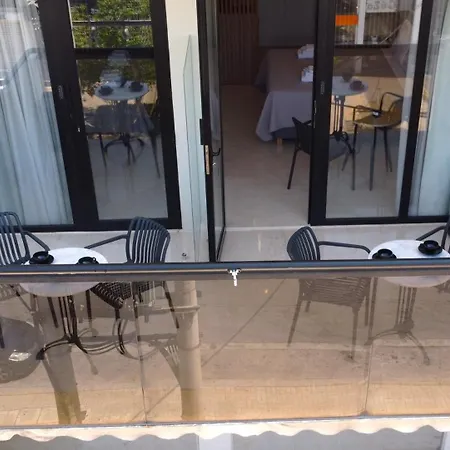 Glyfada Relax 8 * Athens